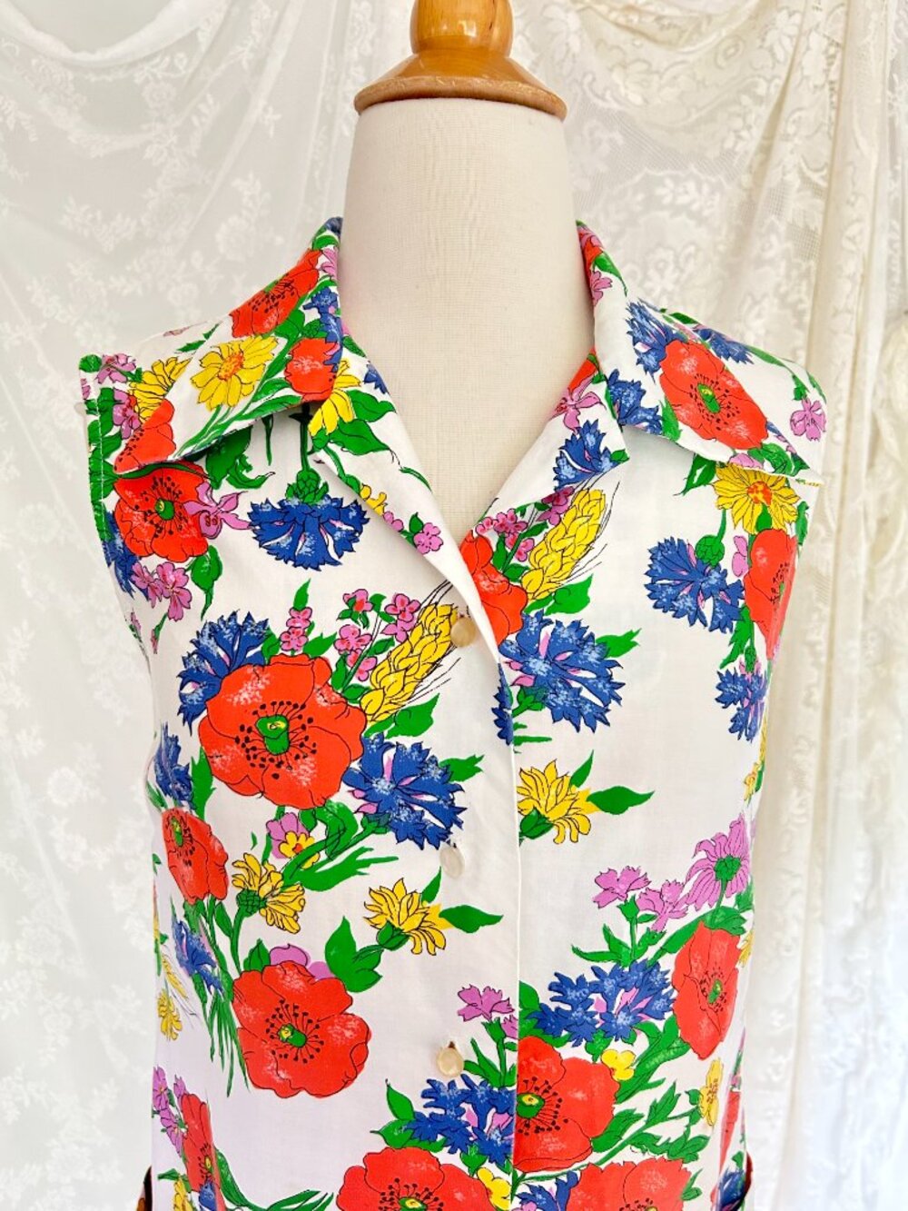 Vintage 60s-70s Floral Cotton Blouse, Bright Floral Print Shirt, Retro Button Up
